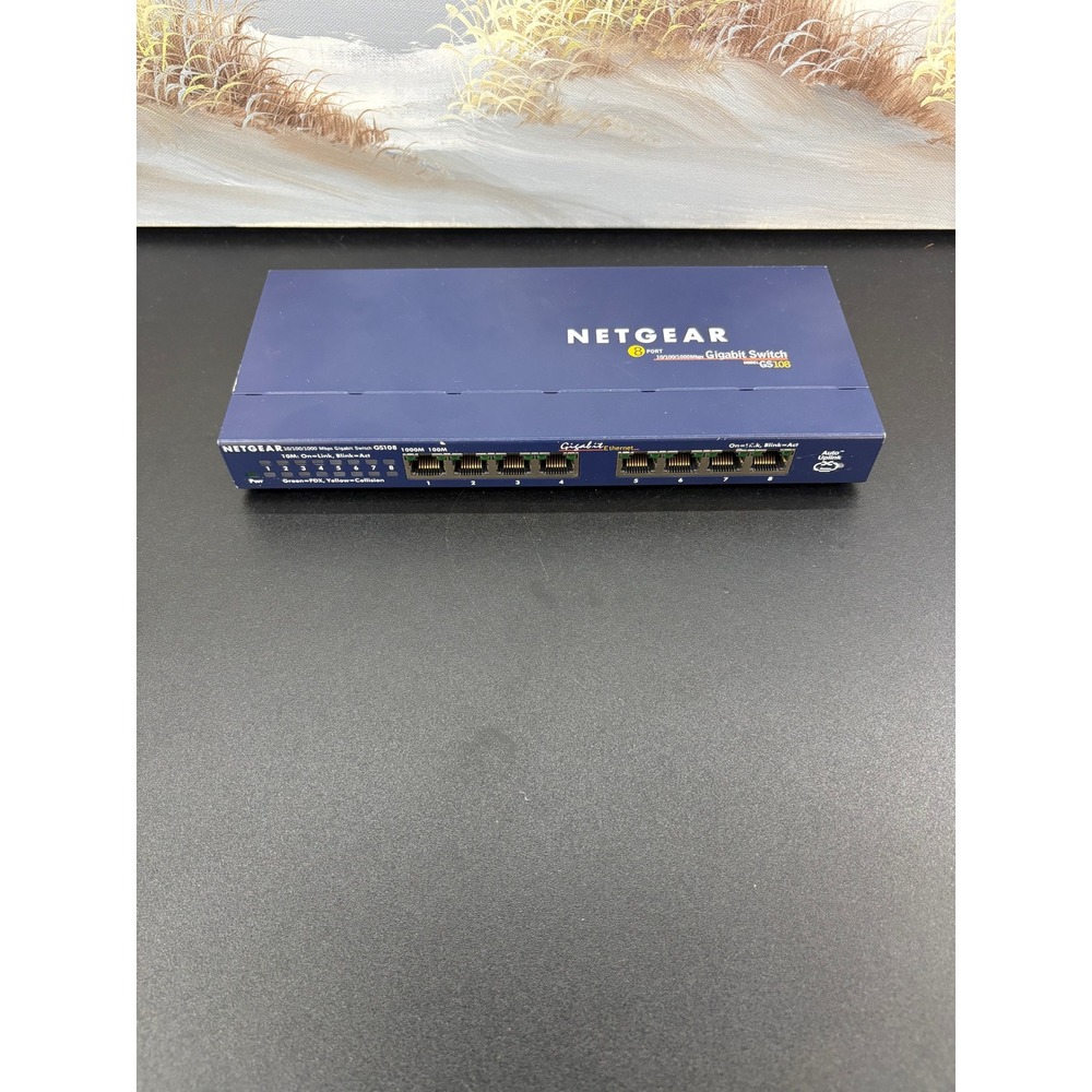Netgear GS108 8-Port Gigabit Ethernet Switch 10/100/1000 Mbps Blue Metal Hub